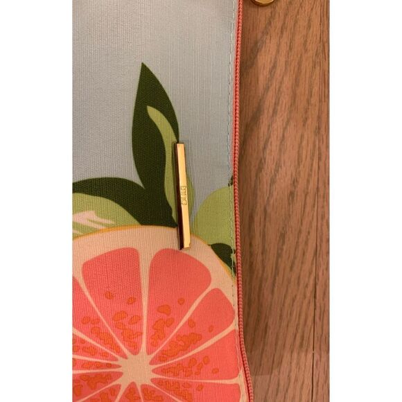 Trina Turk Citrus floral make up pouch/ - Picture 3 of 3